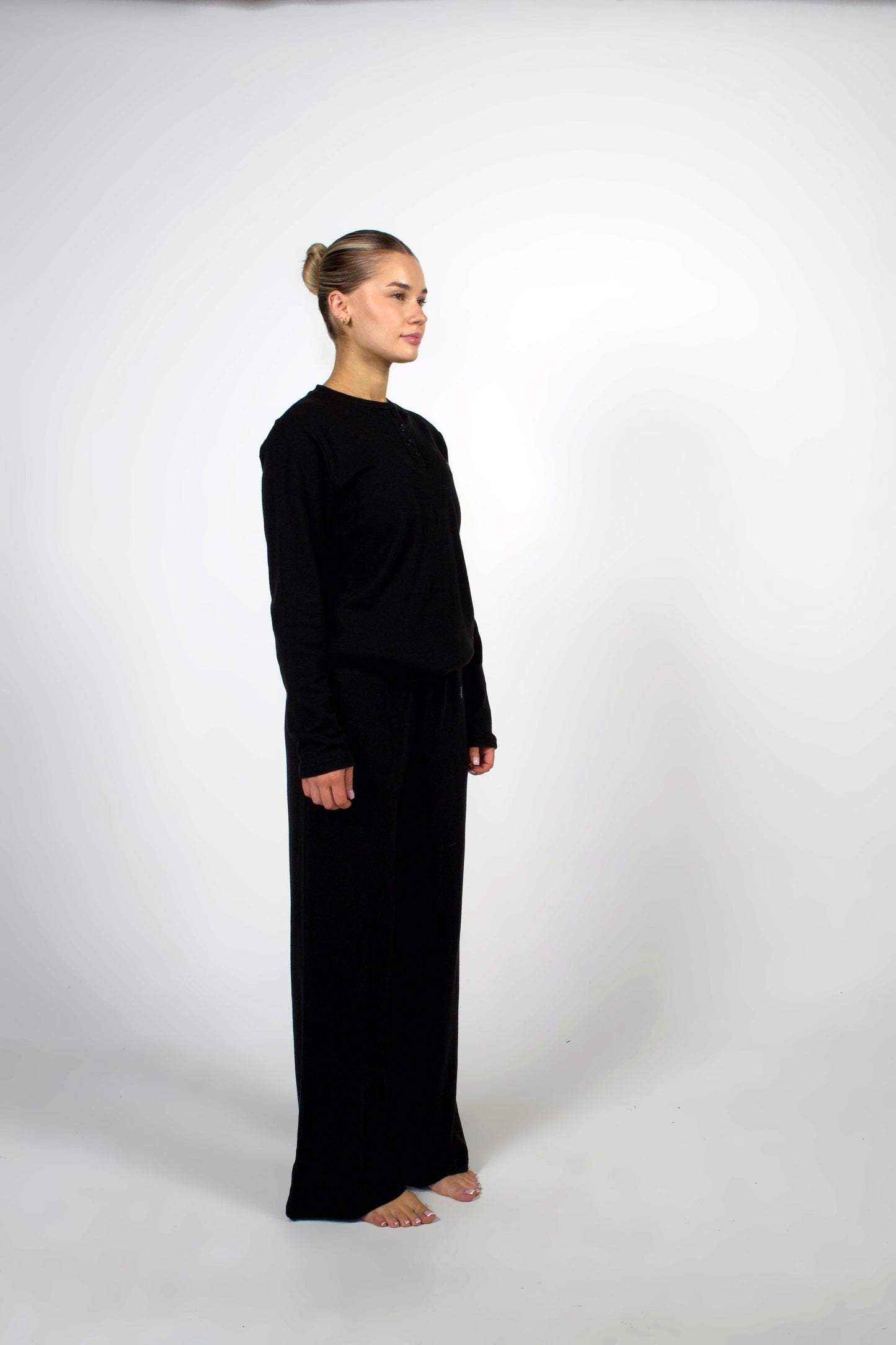 BLACK LONG SLEEVE PYJAMAS